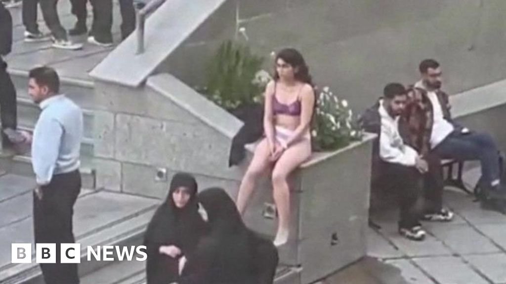 iran-urged-to-release-woman-detained-after-undressing-at-university
