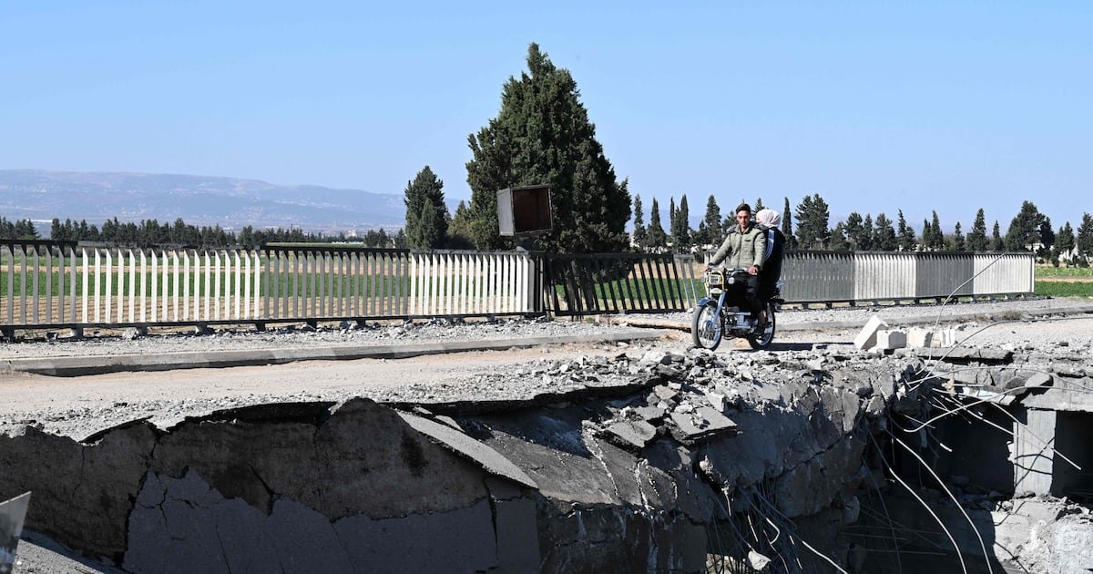 israel-continues-strikes-on-hezbollah-stronghold-in-syria-as-it-escalates-bombing-of-lebanon