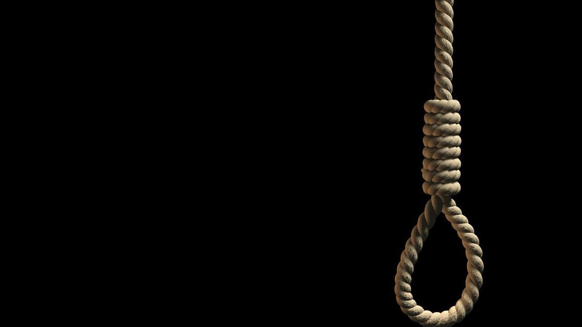 iran-executes-in-public-a-serial-rapist-convicted-in-dozens-of-cases