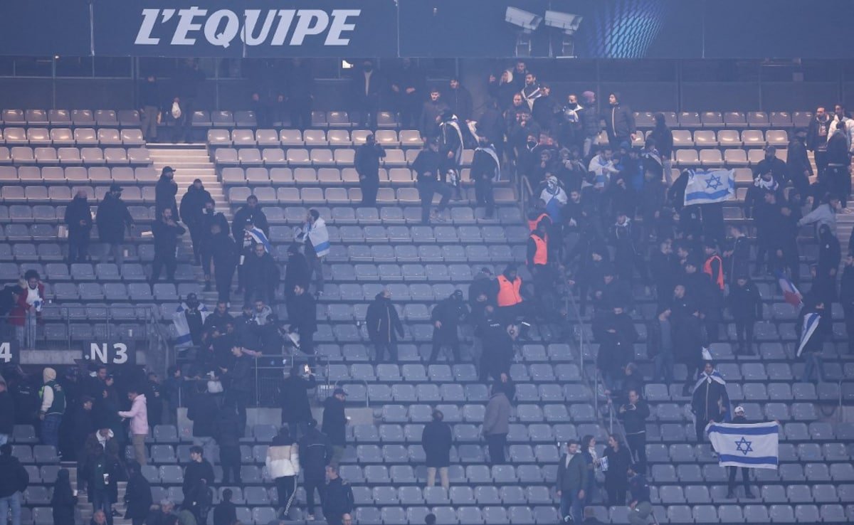 france,-israel-fans-clash-inside-stadium,-stewards-forced-to-intervene-during-nations-league-match