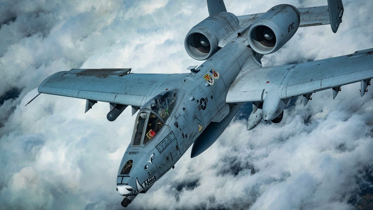 ‘stealth’-a-10-warthog:-a-warplane-the-air-force-needs-right-now?