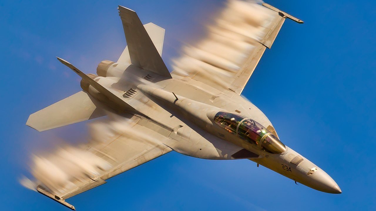 the-navy’s-f/a-18-super-hornet-explained-in-3-words