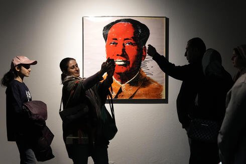 iran’s-much-long-hidden-collection-of-western-art-re-emerges-despite-high-tensions-with-us