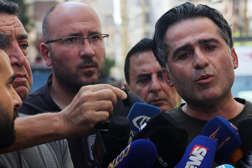 israeli-strikes-hit-north-lebanon-crossings-with-syria-for-first-time,-minister-says