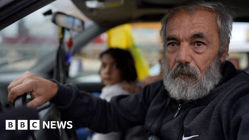 displaced-lebanese-head-for-homes-as-fragile-truce-appears-to-hold