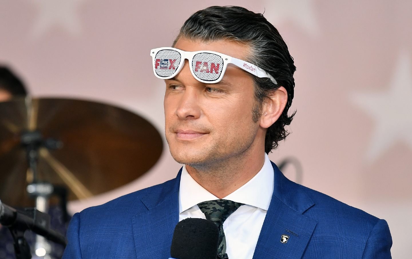 pete-hegseth,-belligerent-drunk,-may-be-too-much-even-for-trump