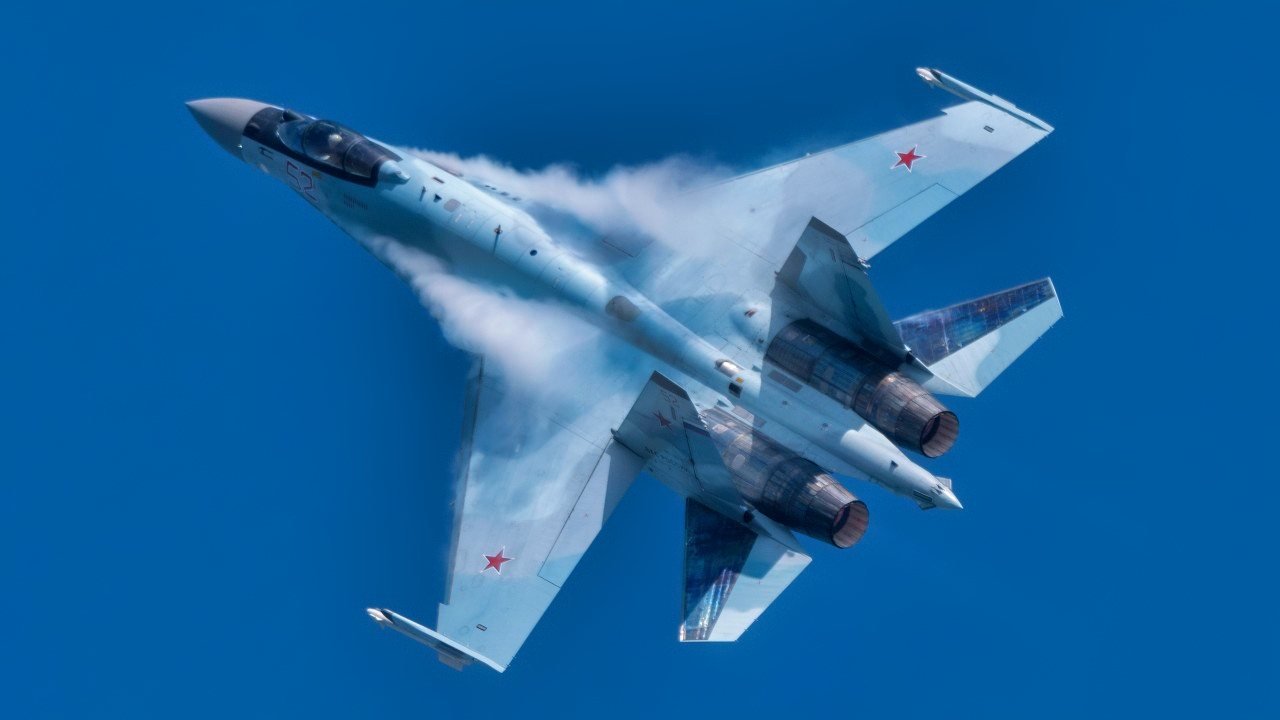 iran-embraces-russia’s-su-35se-warplane