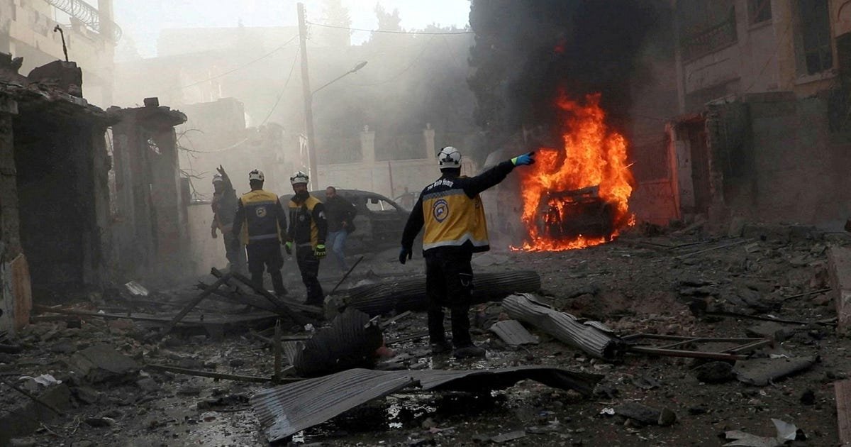 report:-israel-hits-hezbollah-convoy-fleeing-qusayr,-near-lebanon-border