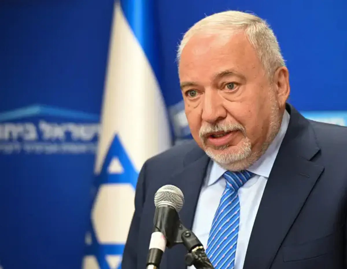 avigdor-liberman:-‘we-need-to-monitor-how-assad’s-fall-affects-jordan’
