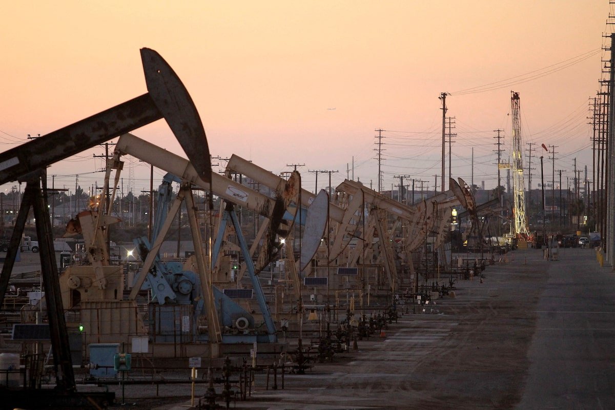 oil-prices-rise-on-ousting-of-syria’s-assad,-chinese-monetary-policy