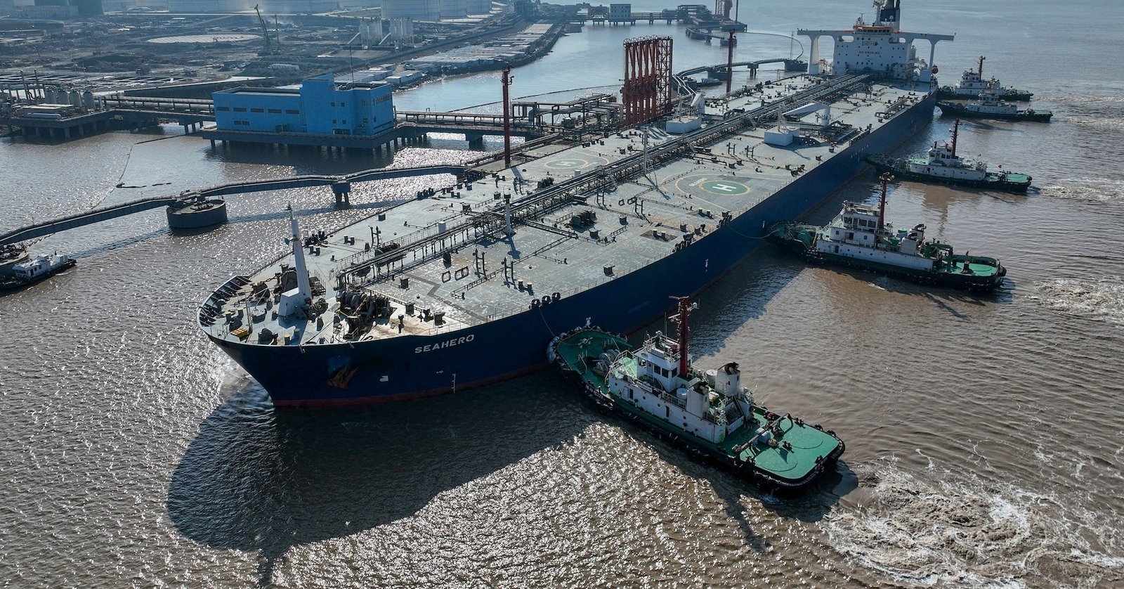 china’s-nov-crude-oil-imports-rebound-on-lower-prices,-stockpiling