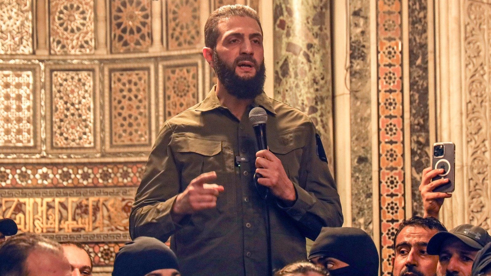 a-long-road-ahead-to-decide-syria’s-future-after-rapid-end-to-assad’s-rule