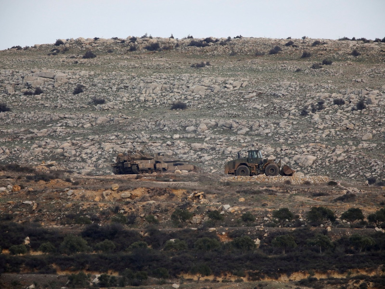 israel-says-to-impose-‘sterile’-zone-in-south-syria,-launches-480-air-raids