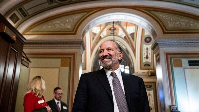 howard-lutnick:-tether’s-friend-in-the-white-house