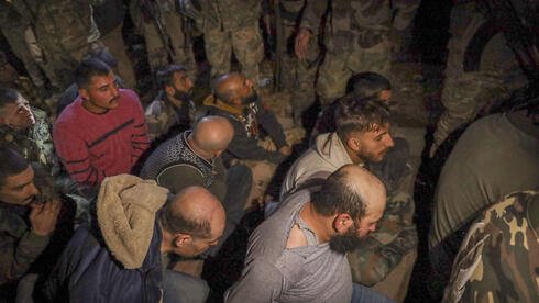corruption-and-dependence-on-iran-and-hezbollah:-how-assad’s-army-collapsed
