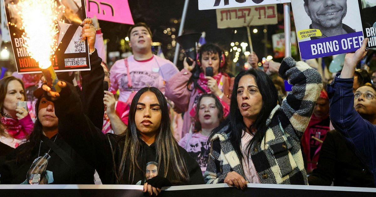 ‘politicians-are-skewing-hostage-talks’:-thousands-protest-across-israel