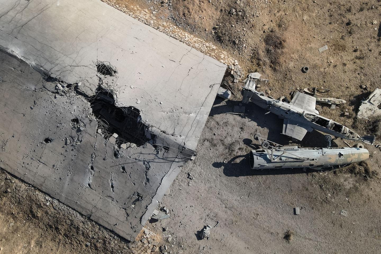 syrian-military-arsenal-destroyed-by-israeli-bombardments