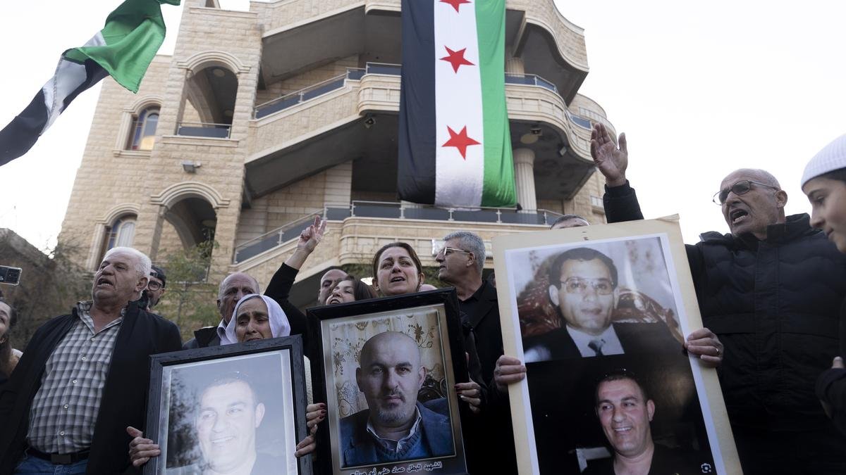 disaster-or-rebirth:-what’s-next-for-syria?