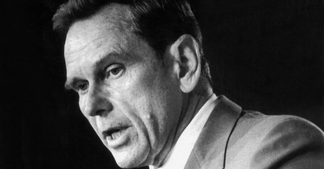 richard-w.-murphy,-roving-diplomat-in-world-hot-spots,-dies-at-95