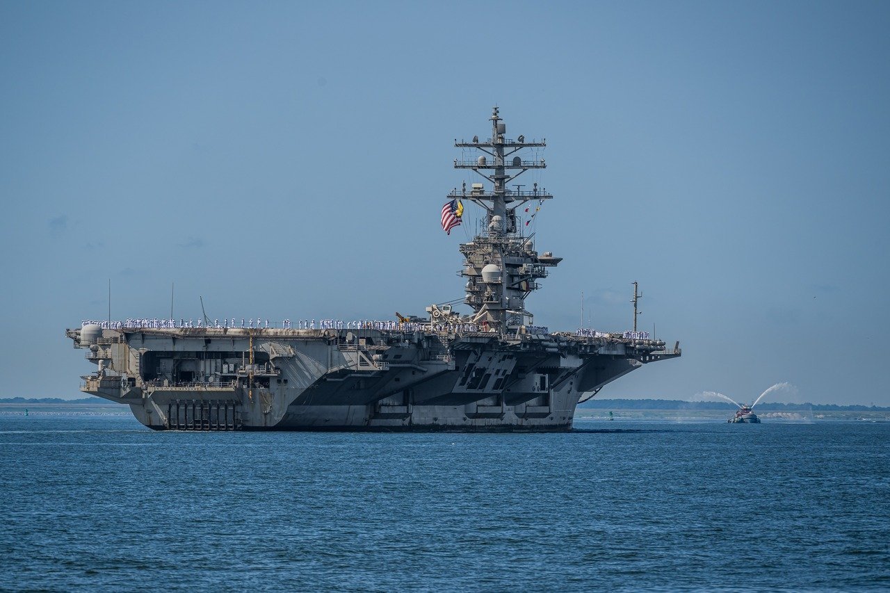 back-from-the-middle-east,-uss-abraham-lincoln-is-home-for-the-holidays