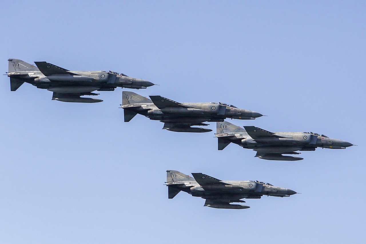 here’s-why-the-f-4-phantom-made-history-(and-why-3-countries-still-fly-it)