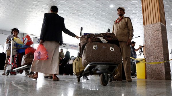 israel-strikes-sana’a-airport-in-yemen:-reports