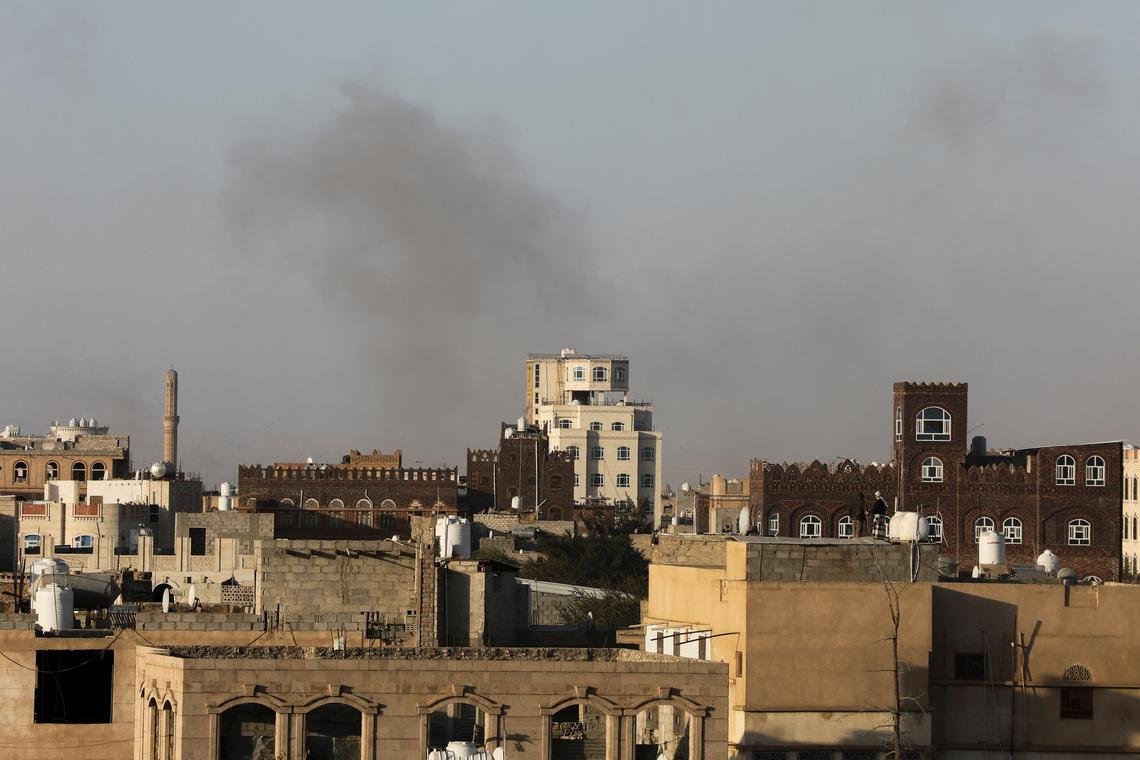 israel-strikes-houthi-targets-in-yemen,-killing-six