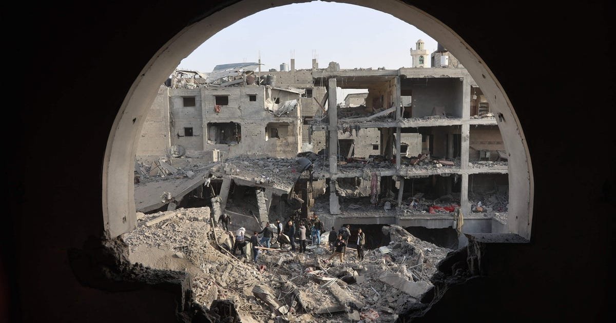 As Some Israeli Officers Seem to Push Systematic Destruction in Gaza, Hamas Regroups