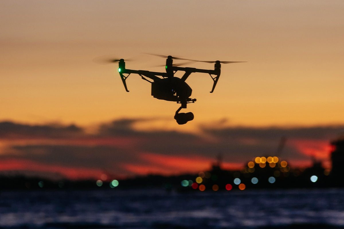 the-us.-drone-panic-mirrors-ufo-overreactions