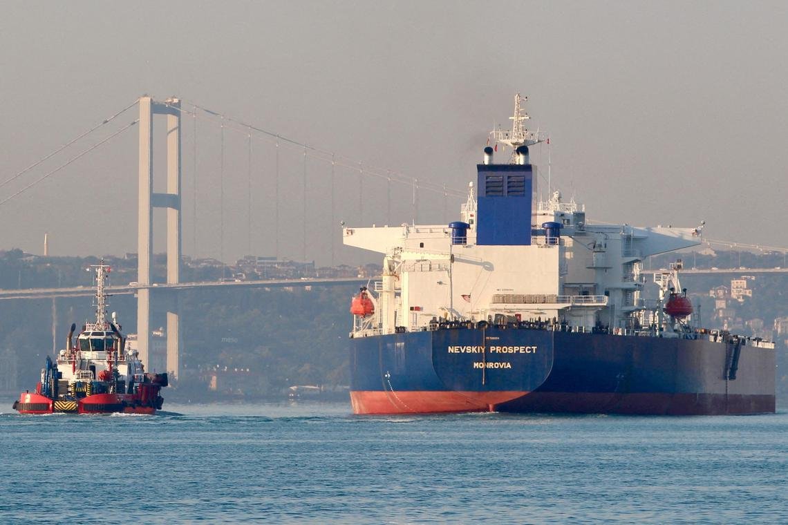has-russia’s-shadow-fleet,-built-to-evade-sanctions,-added-sabotage-to-its-list?