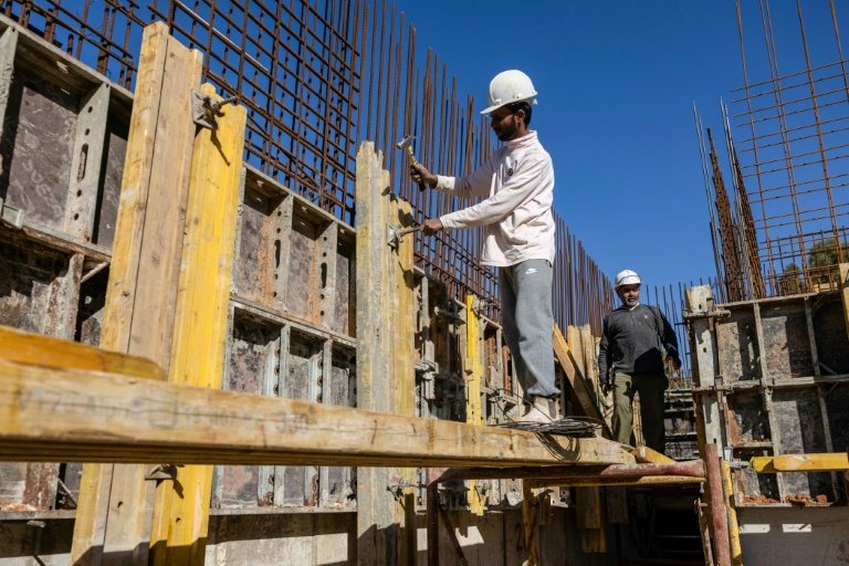 indian-workers-replace-palestinians-in-israel’s-building-sector