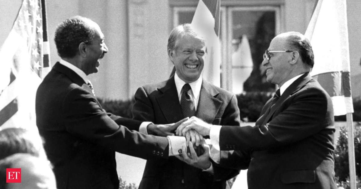 jimmy-carter’s-biggest-challenges-while-president
