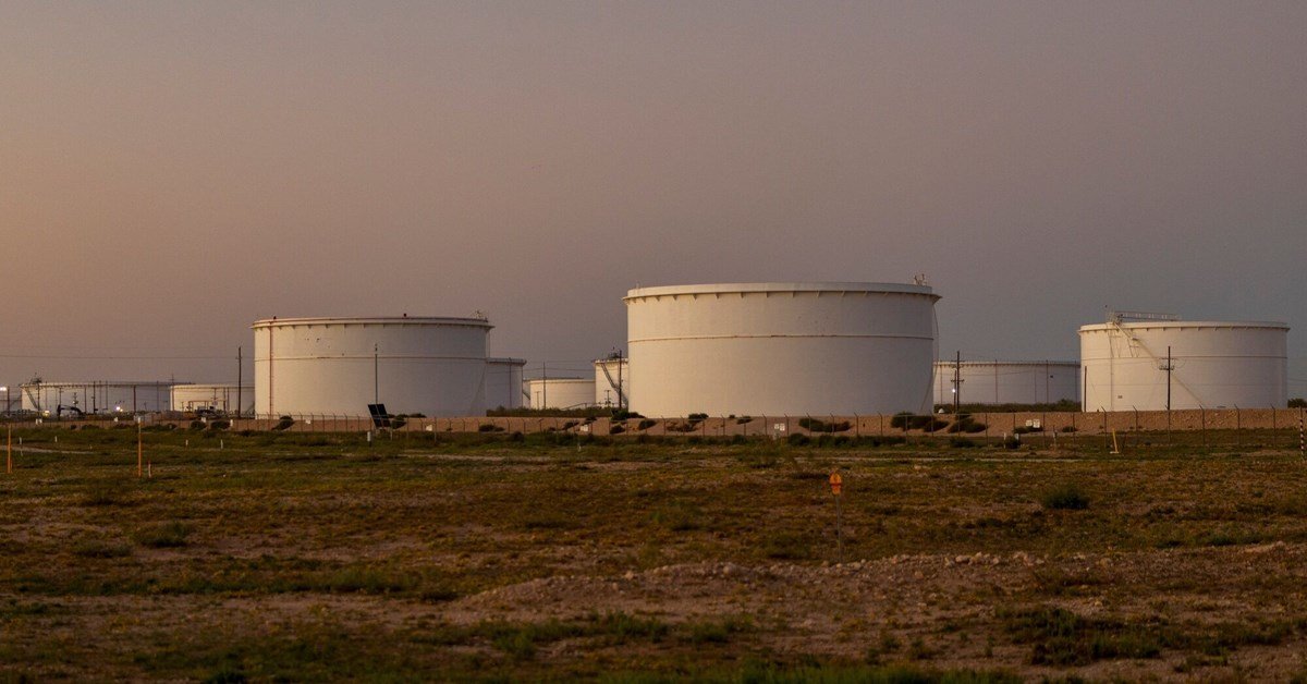oil-extends-year-end-advance-as-china-factory-activity-expands