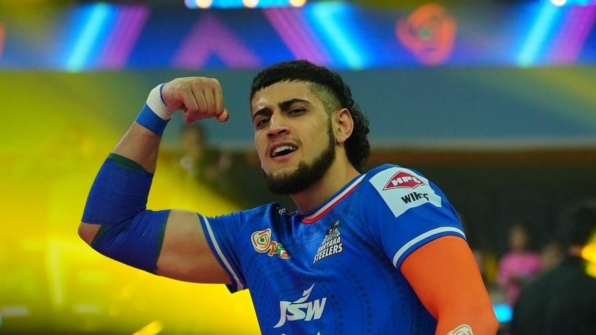 meet-mohammadreza-shadloui-chiyaneh,-the-new-showman-in-town