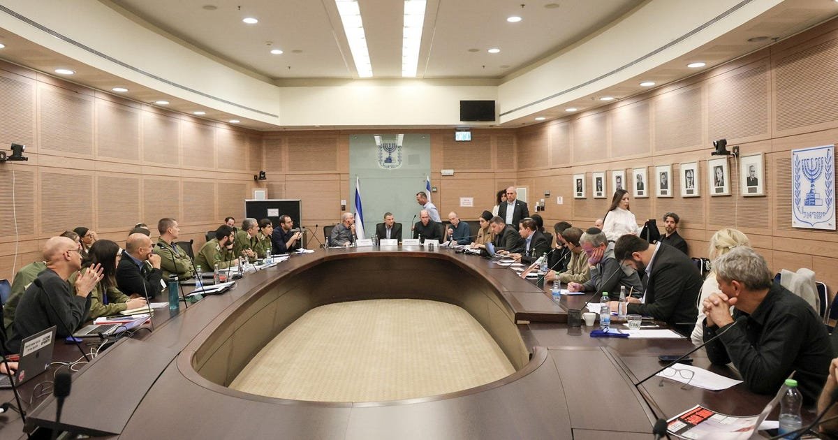 Israeli Lawmakers Call on Military to Destroy Food, Water and Power Sources in Gaza