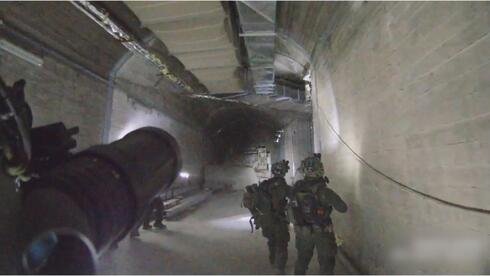 between-the-commando-raid-in-syria-and-the-hostage-rescue-operation-in-gaza