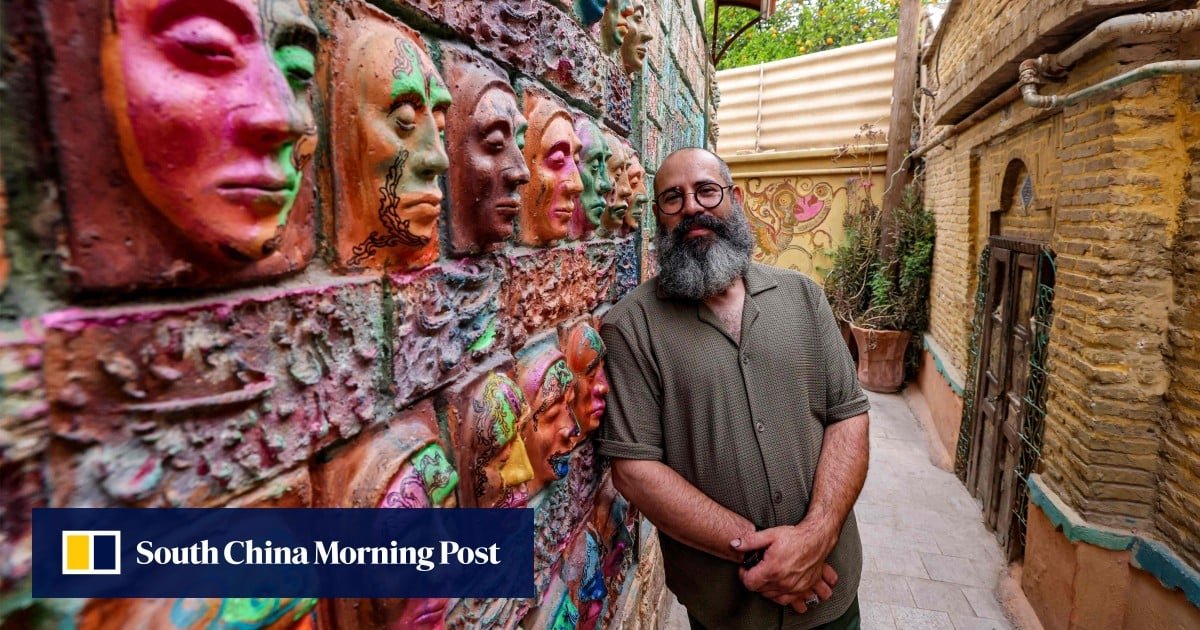 artist’s-viral-instagram-sculptures-and-murals-revitalise-crumbling-neighbourhood