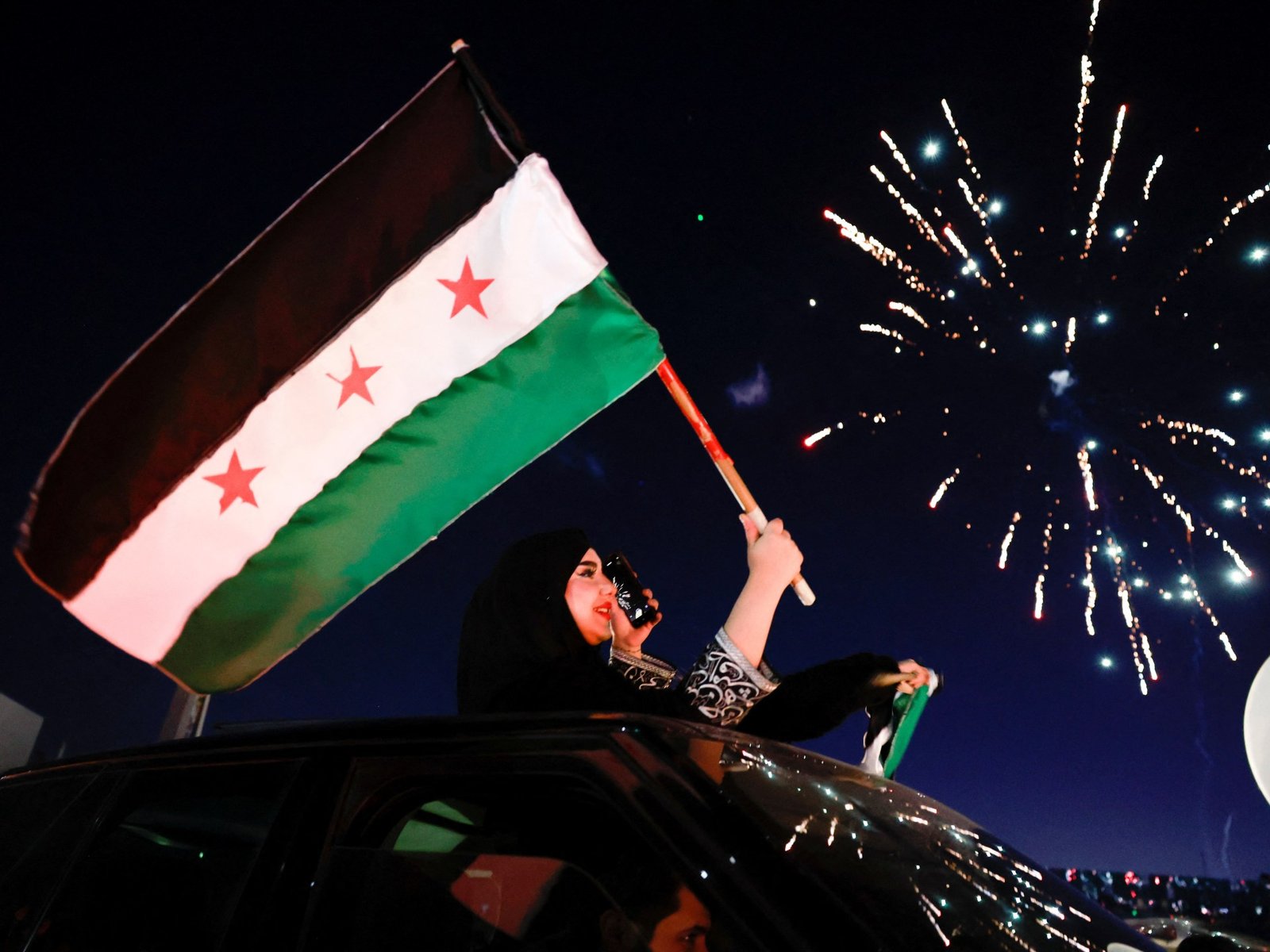 syrians-mark-a-month-since-al-assad’s-overthrow-with-concert-in-capital