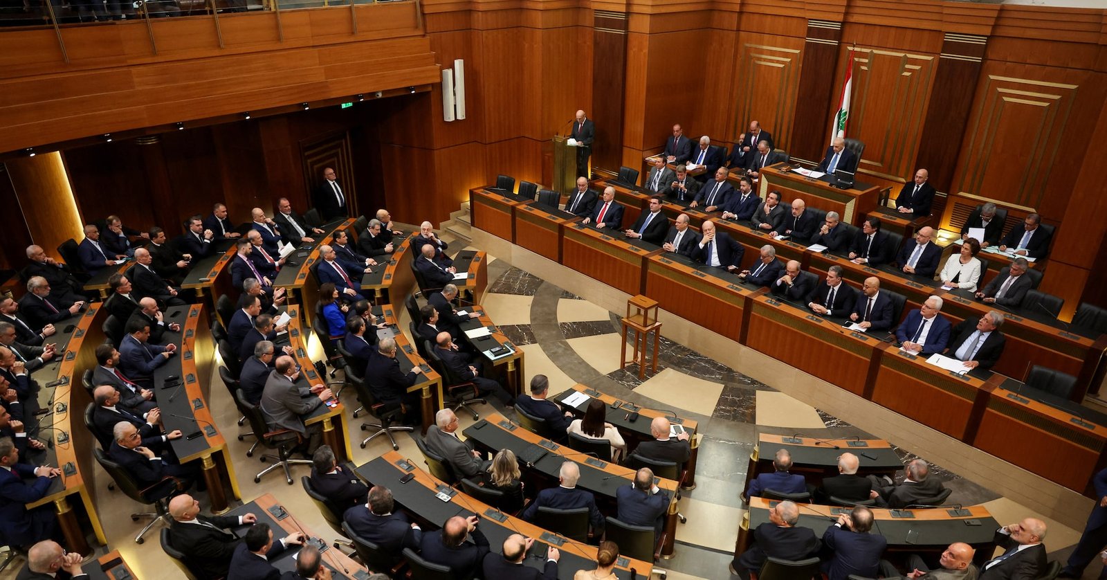 lebanese-lawmakers-start-voting-on-new-president