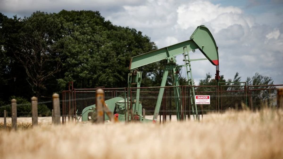 oil-jumps-on-concerns-about-more-sanctions-on-russia-and-iran