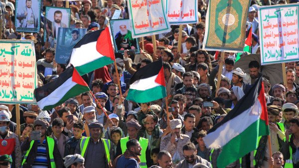 israel-kills-more-than-20-in-gaza,-bombs-yemen-ports,-power-station