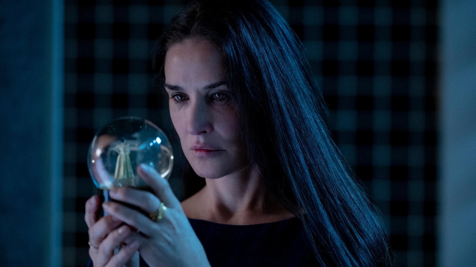 from-‘the-brutalist’-to-‘wicked,’-where-to-watch-this-year’s-top-awards-movies
