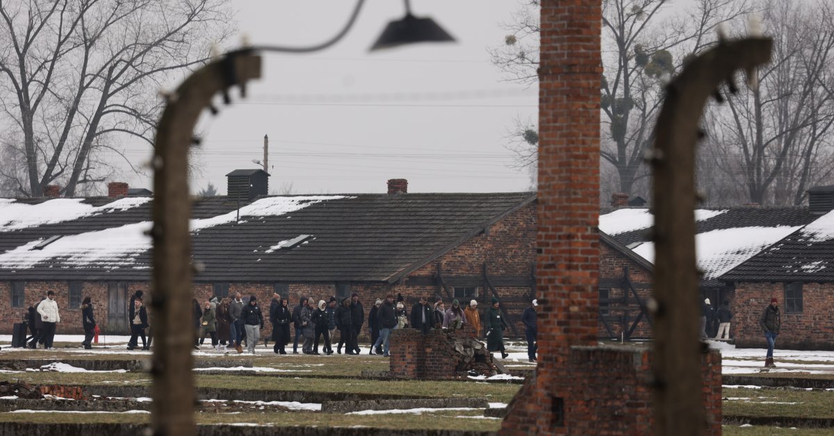 how-we-must-continue-to-fight-antisemitism-80-years-after-the-liberation-of-auschwitz