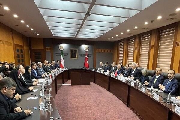 iran-underlines-importance-of-developing-joint-economic-cooperation-with-turkiye