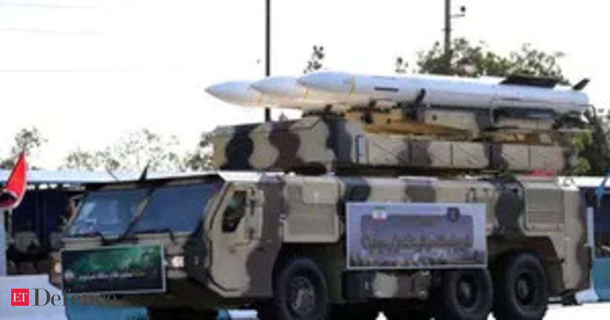 iran-unveils-new-ballistic-missile-in-show-of-force