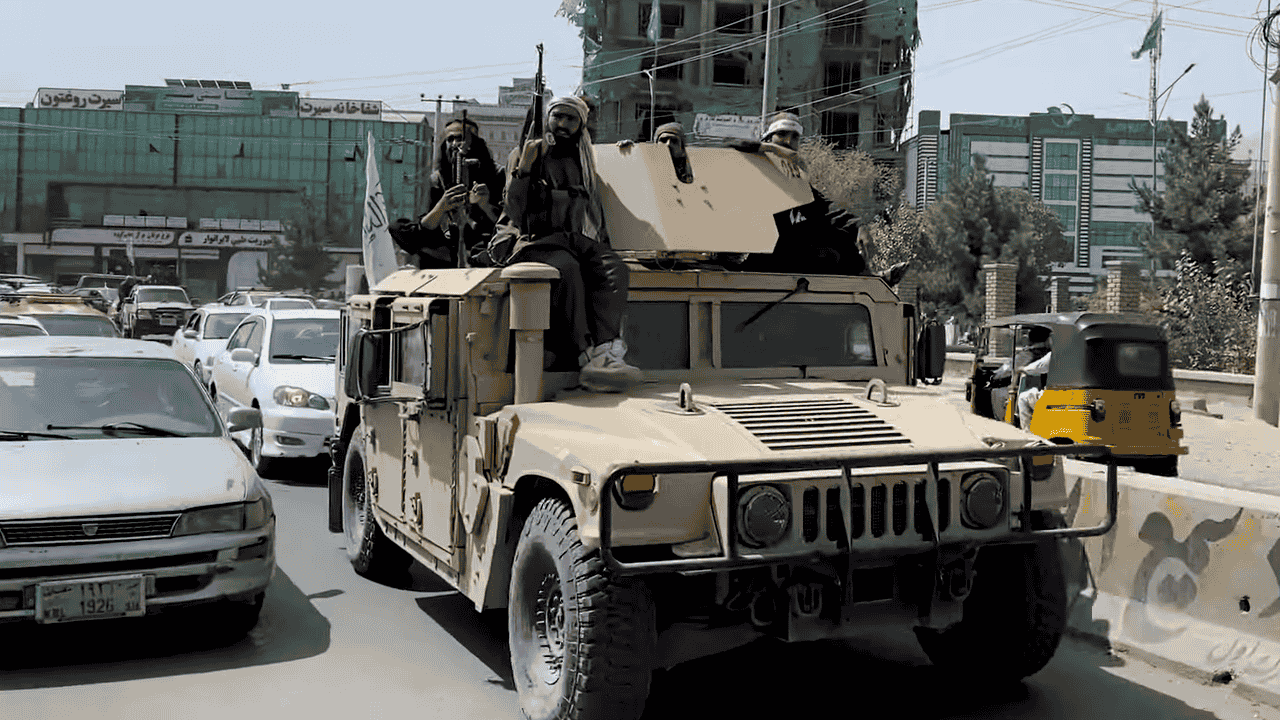 the-taliban-is-selling-america’s-lost-afghanistan-arsenal