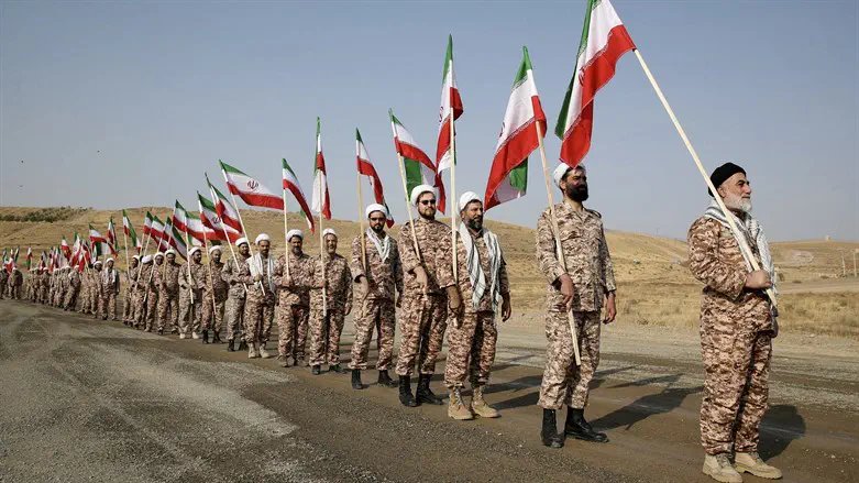 iran’s-revolutionary-guard-deploys-first-drone-carrying-warship