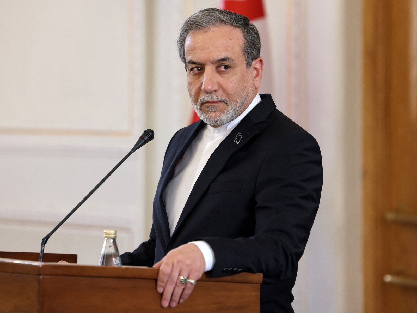 iran-ready-to-negotiate-with-us-but-not-under-trump’s-‘maximum-pressure’