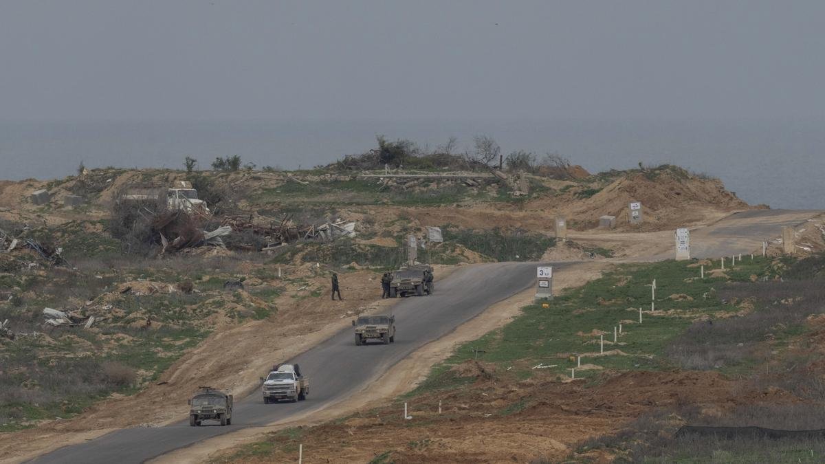 israeli-forces-withdraw-from-a-key-gaza-corridor-as-violence-surges-in-west-bank