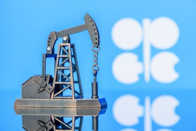 What’s Affecting Oil Prices This Week? (Feb. 10, 2025)